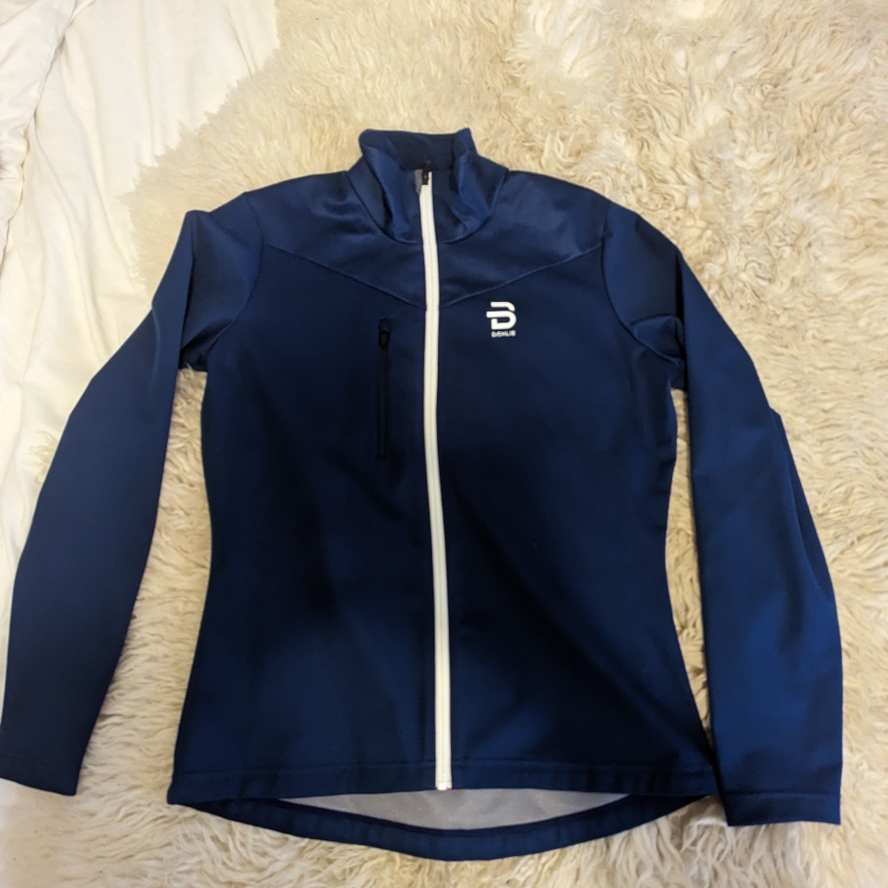 Daehlie jacket for cross country skiing or running